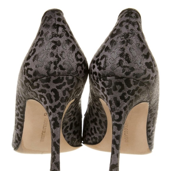 Manolo Blahnik Animal Print Pumps - Picture 3 of 4